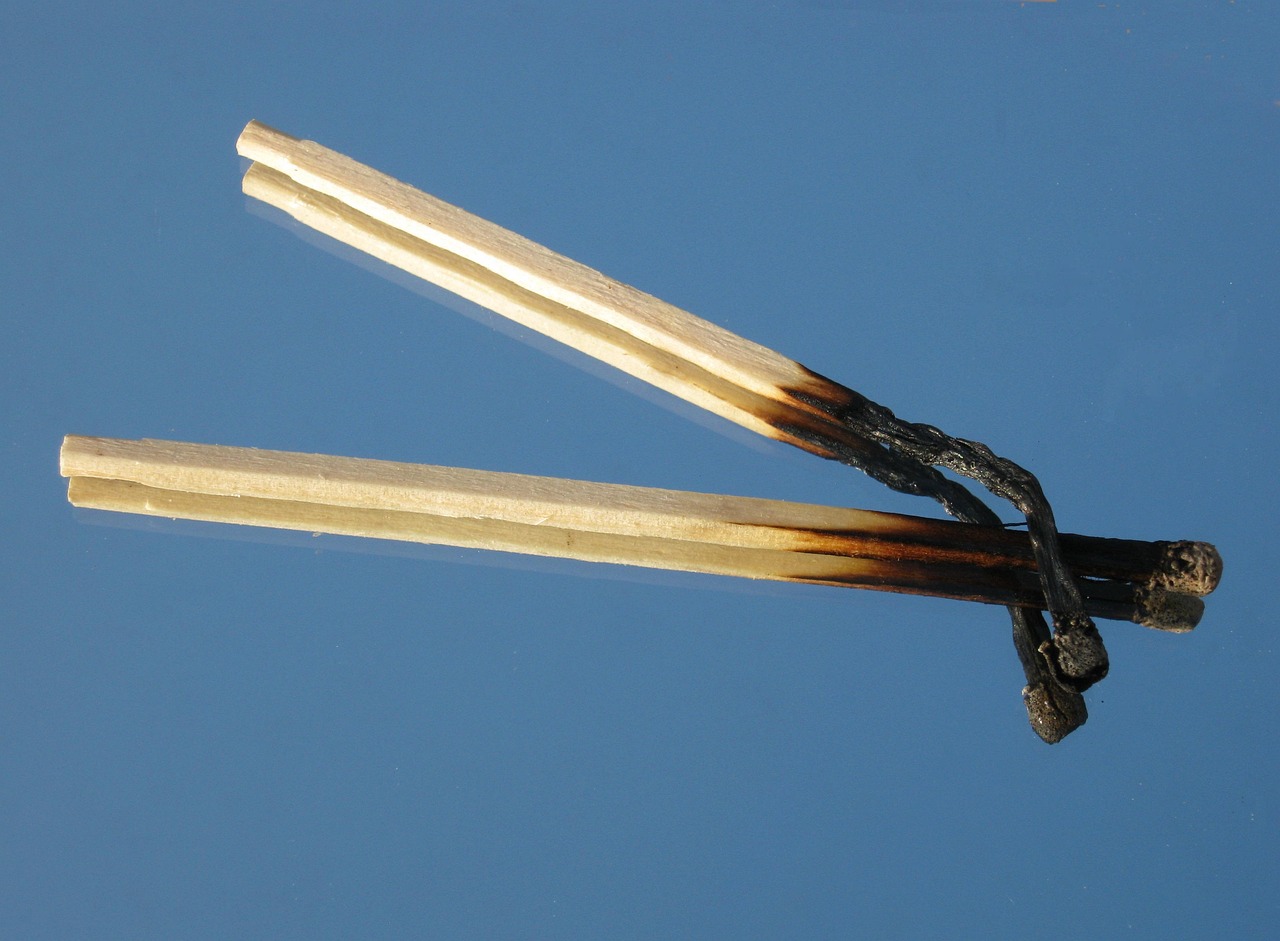 découvrez les causes, symptômes et solutions pour prévenir et surmonter le burnout entrepreneurial, un état d'épuisement fréquent chez les entrepreneurs.